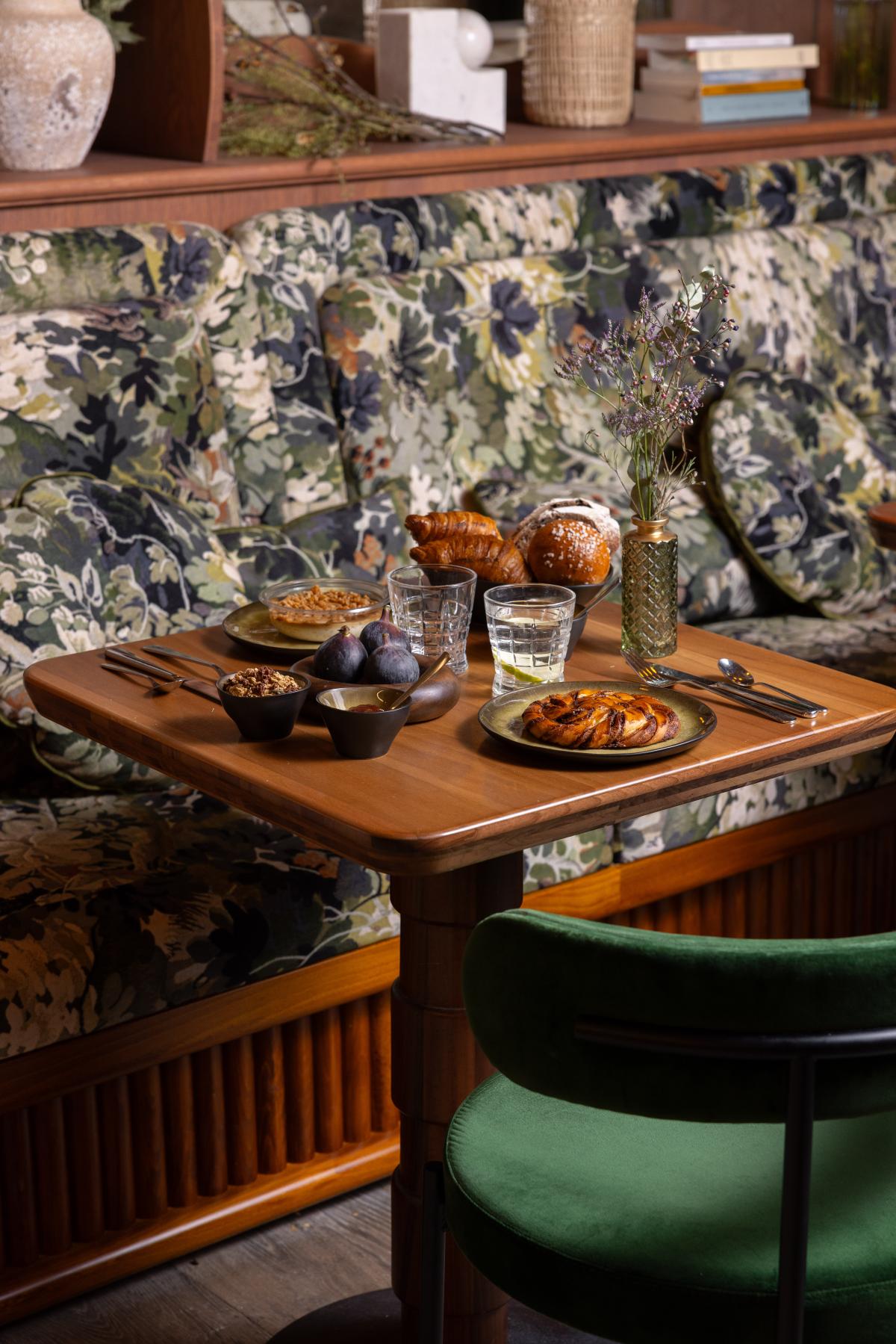 1.75 Paris – Séjournez dans appartements et hôtels élégants - Pour la Saint Valentin, offrez la ville de l'Amour chez 1.75 Paris !